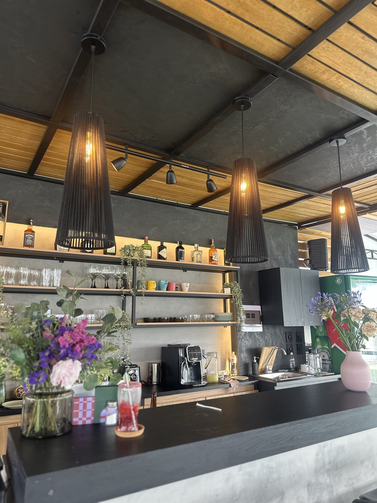 Zona 1 - Bar Interior Tabata